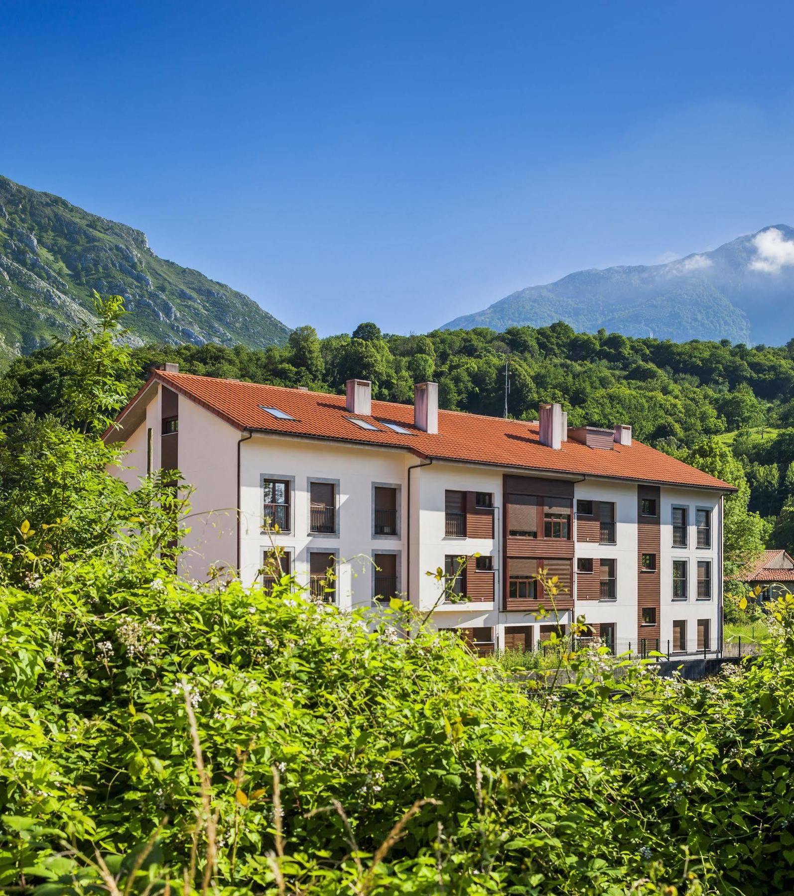 Apartamentos El Caxigu Arenas De Cabrales Exterior foto